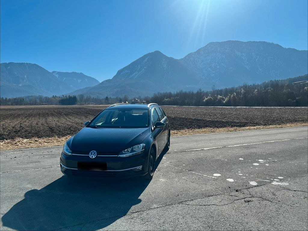 فولکس واگن گلف واریانت 2.0 TDI
