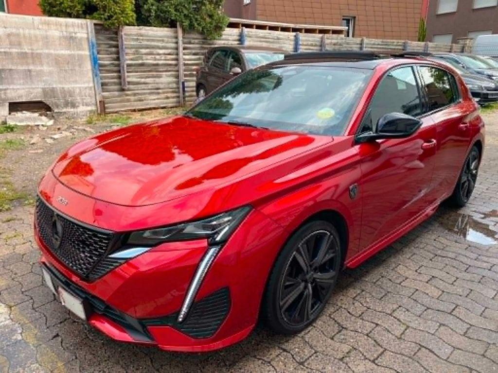 نمای دیگر پژو 308 هیبرید 180 GT پک