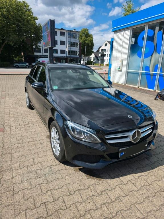 نمای دیگر مرسدس بنز مرسدس C 220 d استیشن 360 درجه