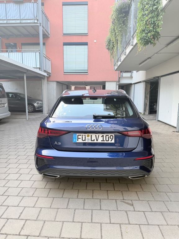 نمای دیگر آئودی A3 35 TFSI S tronic S line Sportback S line