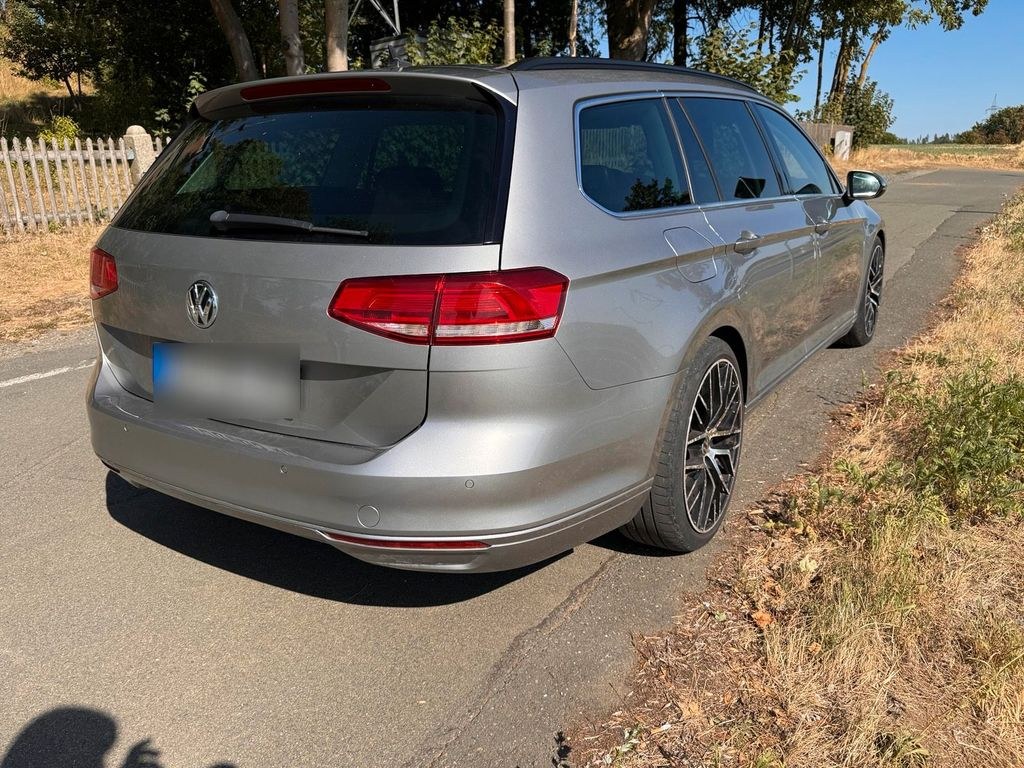 نمای دیگر فولکس واگن پاسات B8، 2.0 TDI، تسمه تایم نو، DSG...