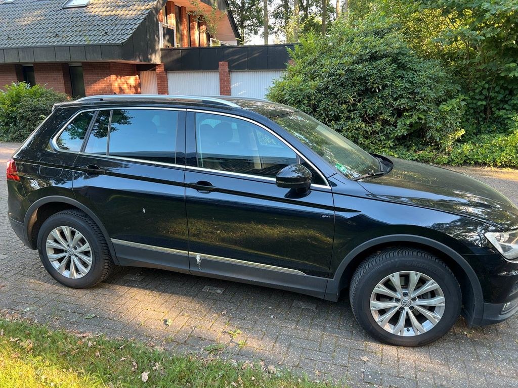 نمای دیگر فولکس واگن VW Tiguan II 2.0 TDI (110 kW/150 PS) Ren...