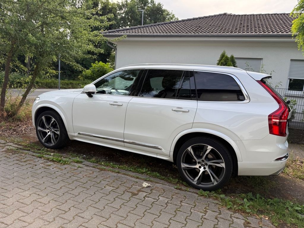 نمای دیگر ولوو XC90 D5 AWD Geartronic Inscription 7-Sitzer