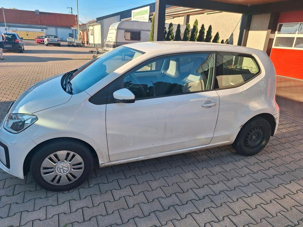 نمای دیگر فولکس واگن VW UP 1. Liter sehr Sparsam