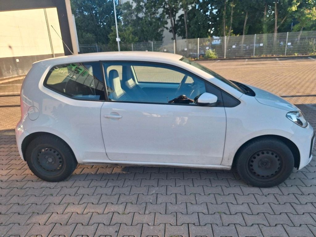 نمای دیگر فولکس واگن VW UP 1. Liter sehr Sparsam