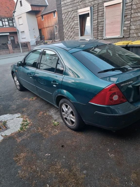 نمای دیگر فورد موندئو اتوماتیک