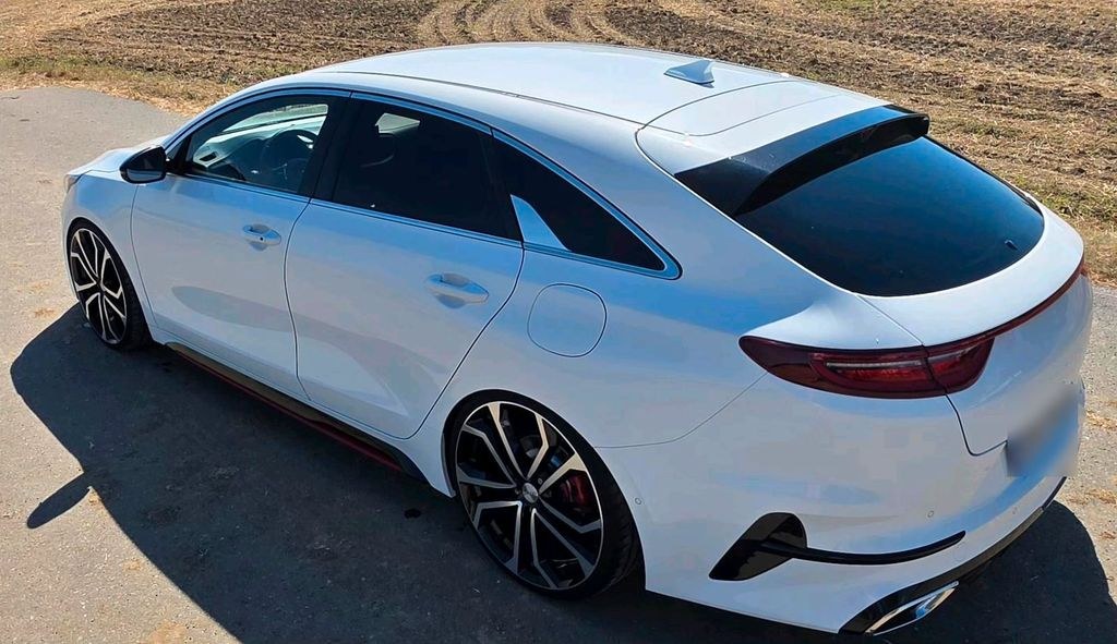 نمای دیگر کیا پراسید GT