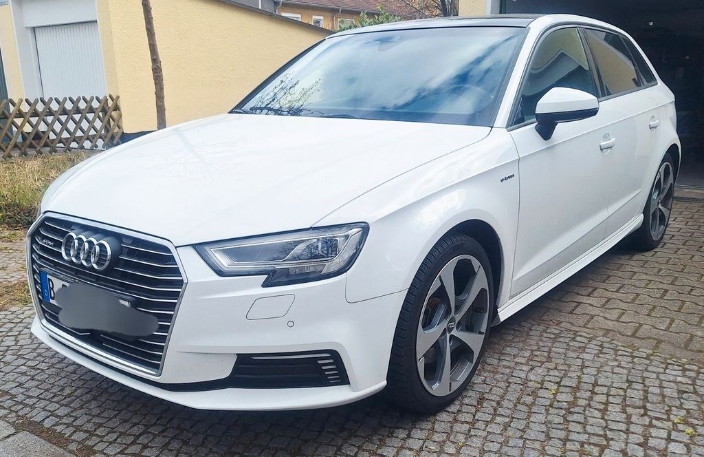 نمای دیگر آئودی A3 1.4 TFSI e-tron S tronic اسپرت اسپورت بک ...