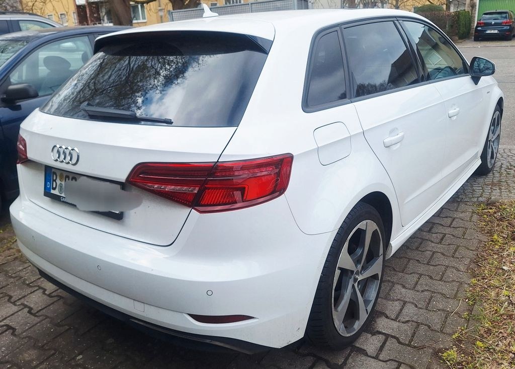 نمای دیگر آئودی A3 1.4 TFSI e-tron S tronic اسپرت اسپورت بک ...