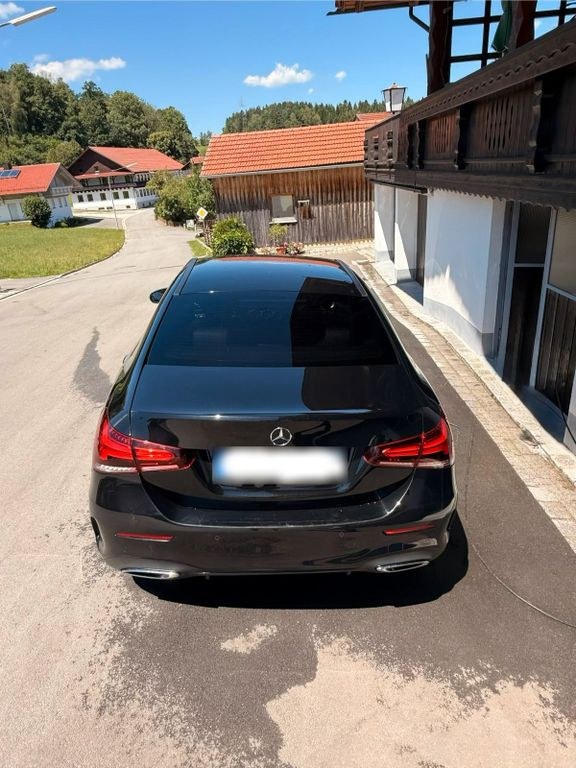 نمای دیگر مرسدس بنز مرسدس بنز A کلاس A250 AMG-Line، چهارچرخ محرک