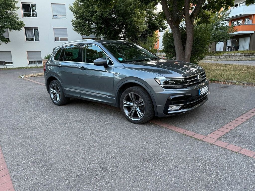 فولکس واگن تیگوان 2.0 TDI R-Line با 239 PS دفترچه خدمات...