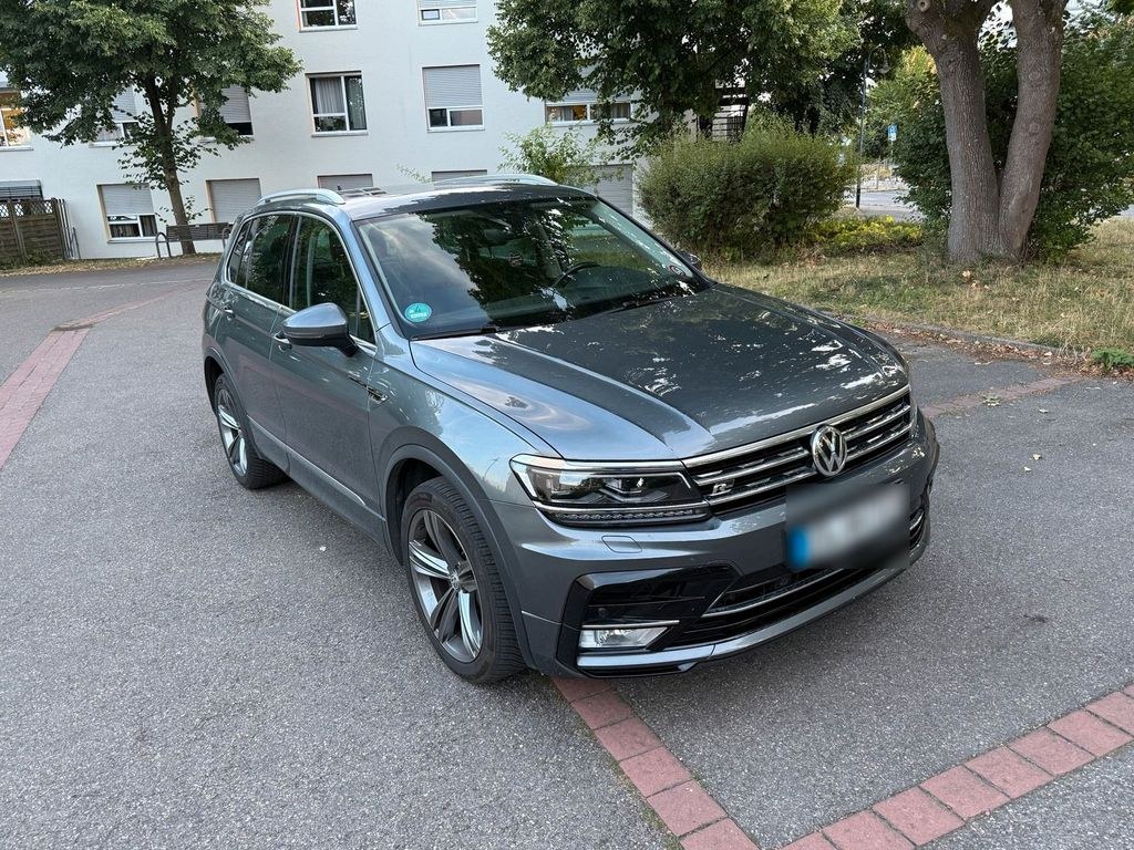 نمای دیگر فولکس واگن تیگوان 2.0 TDI R-Line با 239 PS دفترچه خدمات...