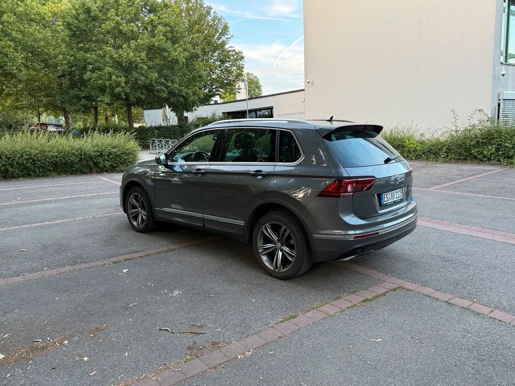 نمای دیگر فولکس واگن تیگوان 2.0 TDI R-Line با 239 PS دفترچه خدمات...