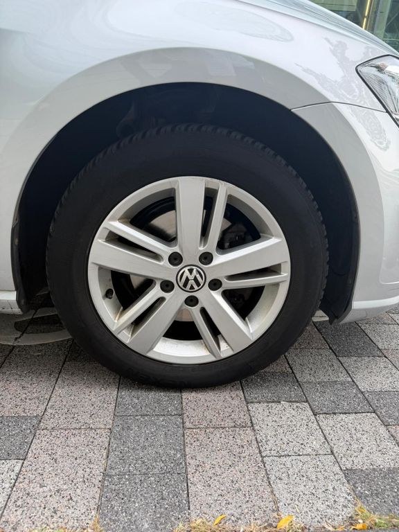 نمای دیگر فولکس واگن گلف 7 جوین 1.6 TDI 115 PS - TÜV 2028 -...