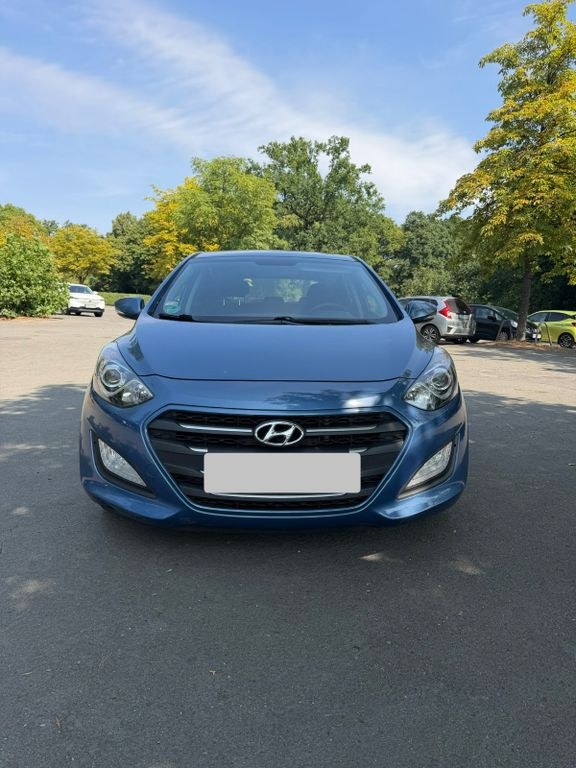 هیوندای i30 بلو 1.6 CRDi 81kW کلاسیک کلاسیک