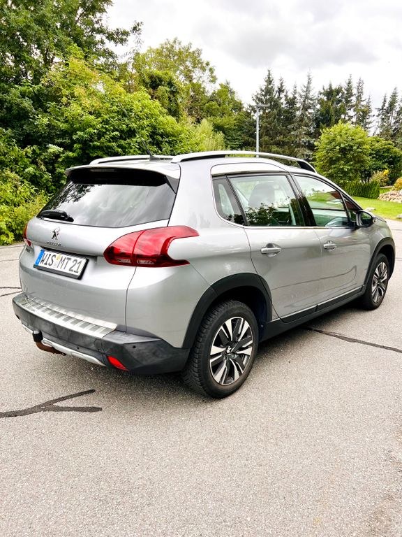 نمای دیگر پژو 2008 آلور PureTech 130 آلور