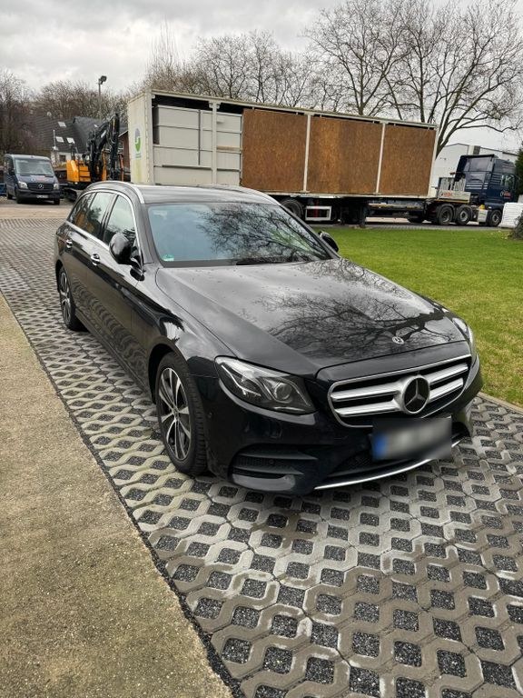 نمای دیگر مرسدس بنز مرسدس E 450, 4Matic کارکرده