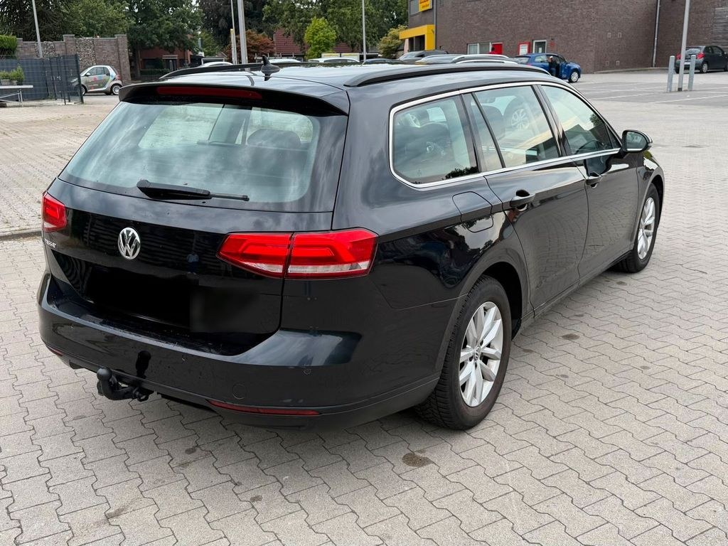 نمای دیگر فولکس واگن پاسات 1.6 TDI