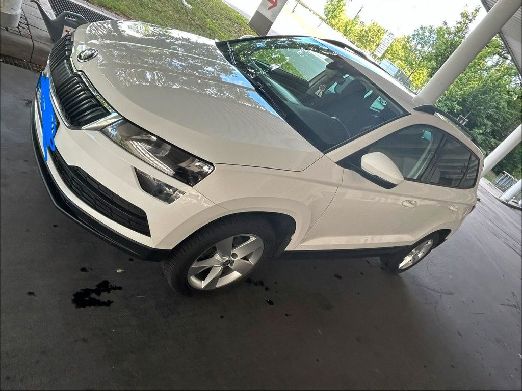 نمای دیگر اشکودا کاروک 1.5 TSI ACT استایل