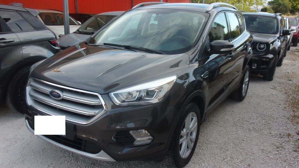 نمای دیگر فورد کوگا 2.0 TDCI 120 CV S&S 2WD بیزینس
