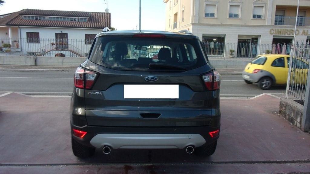 نمای دیگر فورد کوگا 2.0 TDCI 120 CV S&S 2WD بیزینس