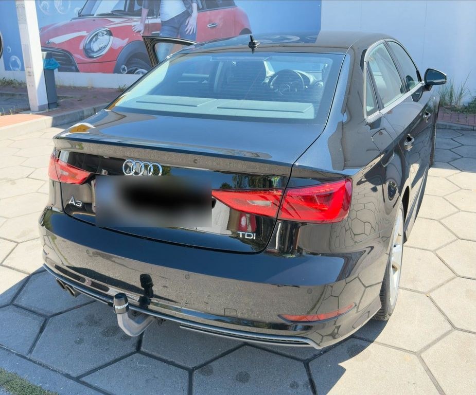 نمای دیگر آئودی A3 سدان 2,0 TDi