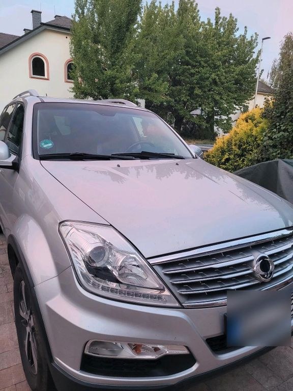نمای دیگر سایر رکستون از سانگیانگ 2,2 لیتر