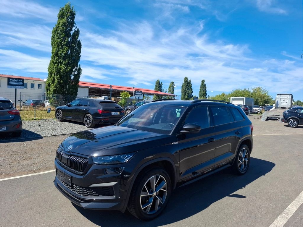 نمای دیگر اشکودا کودیاک اسپورت لاین 4x4