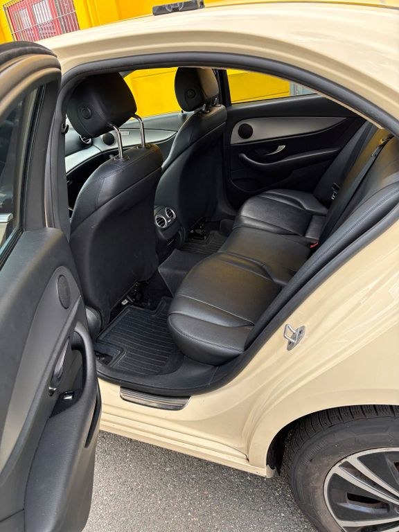 نمای دیگر مرسدس بنز Mercedes E-Klasse E200d (Baujahr 2020) zu ...