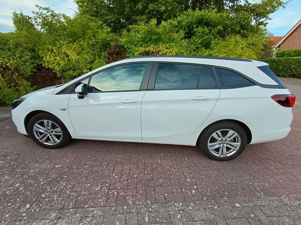 نمای دیگر Opel Astra ST Kombi Limousine mit TÜV