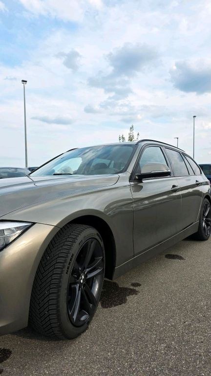 نمای دیگر بی ام و 318d xDrive تورینگ (F31 LCI) TÜV نو...