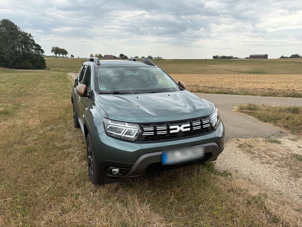 نمای دیگر داچیا داستر II اکستریم 4WD 4x4 05/2023 48...