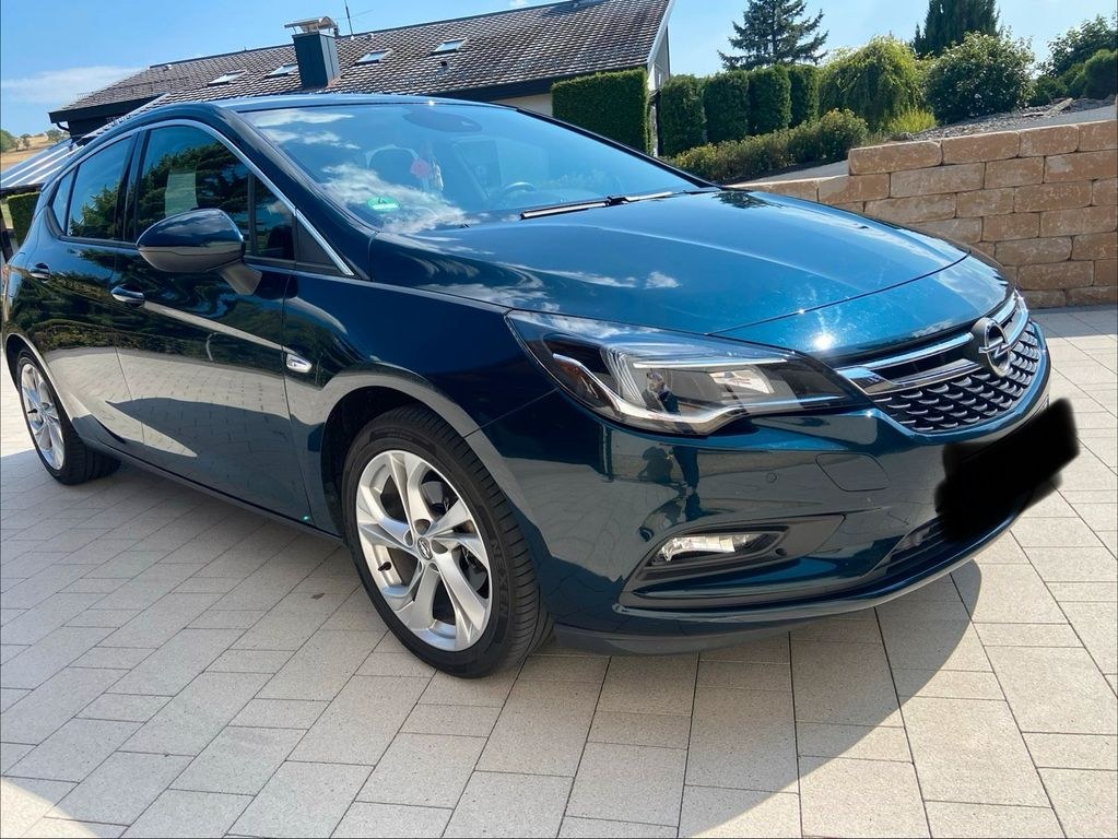 نمای دیگر Opel Astra K 1.4 T Lim. 92 KW Top Zustand