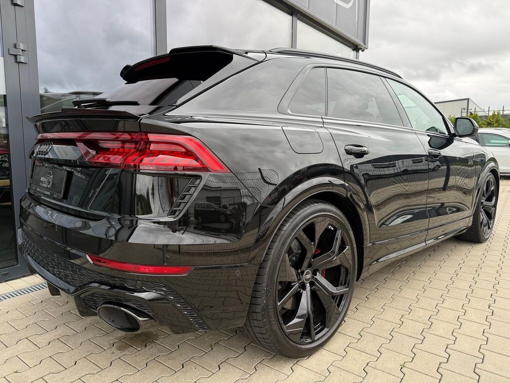 نمای دیگر آئودی RS Q8/UPE 197.000€/AHK*305km/h*PANO/HUD/ACC