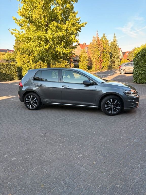 نمای دیگر فولکس واگن گلف 7 1,6 TDI IQ Drive SCR
