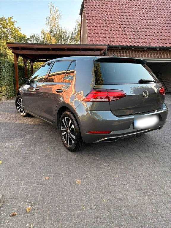نمای دیگر فولکس واگن گلف 7 1,6 TDI IQ Drive SCR