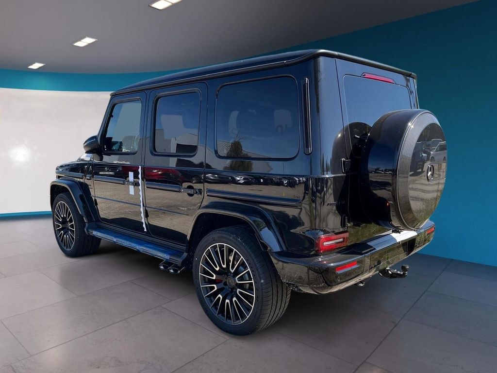 نمای دیگر مرسدس بنز G63 AMG MY27 سوپریور فول کاربن A22 موجود!
