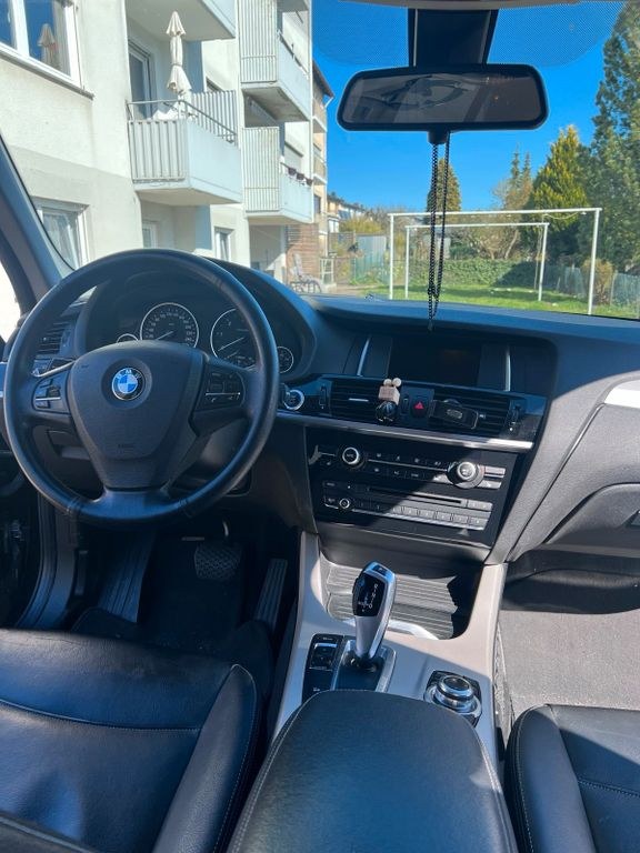 نمای دیگر بی ام و X3 F25 xDrive اتوماتیک | لدر | ناوی...