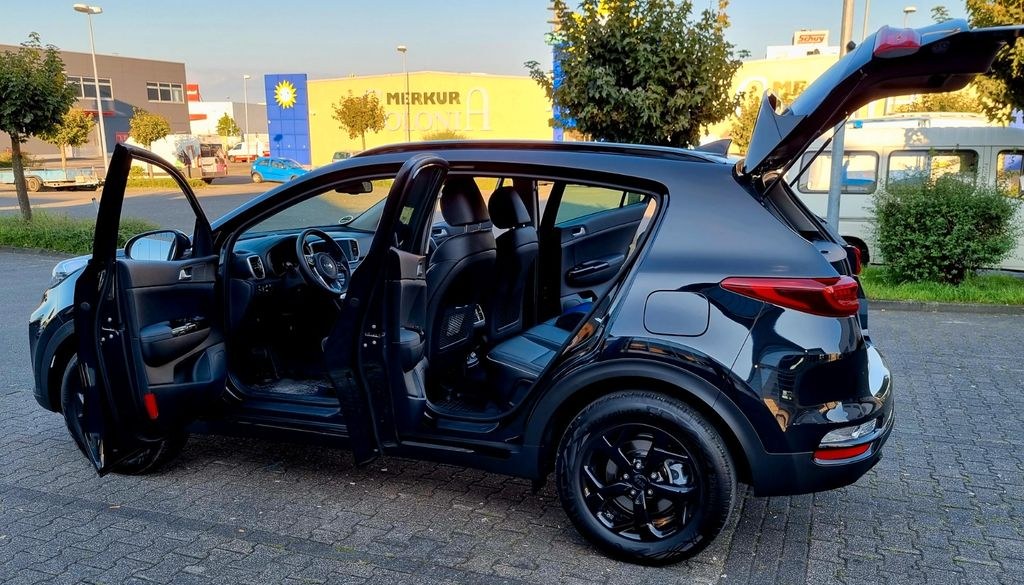 نمای دیگر کیا اسپورتیج 1.6 T-GDI DCT بلک ادیشن Bla...