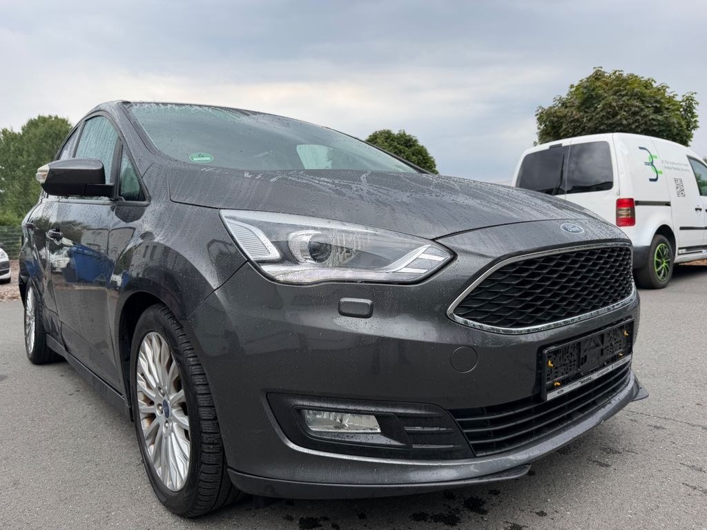 نمای دیگر فورد C-Max کول و کانکت ناوی زنون یورو 6