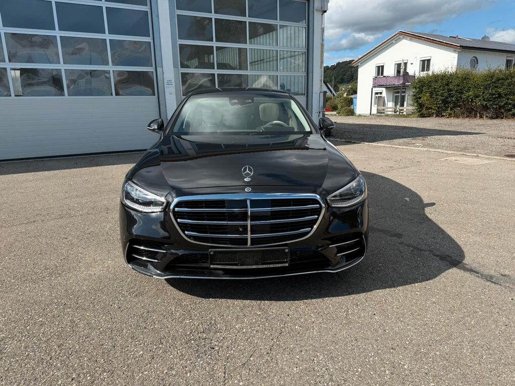 نمای دیگر مرسدس بنز S 400 کلاس S سدان S 400 d 4Matic L