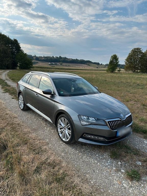 نمای دیگر اشکودا سوپرب استایل 2.0TDI DSG وضعیت عالی ...