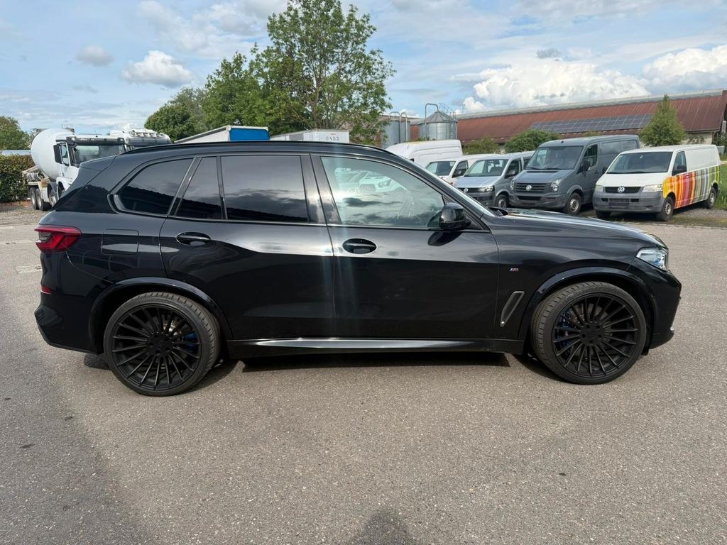 نمای دیگر بی ام و X5 سری X5 M50d بلک ادیشن لیزری گرمکن کمکی