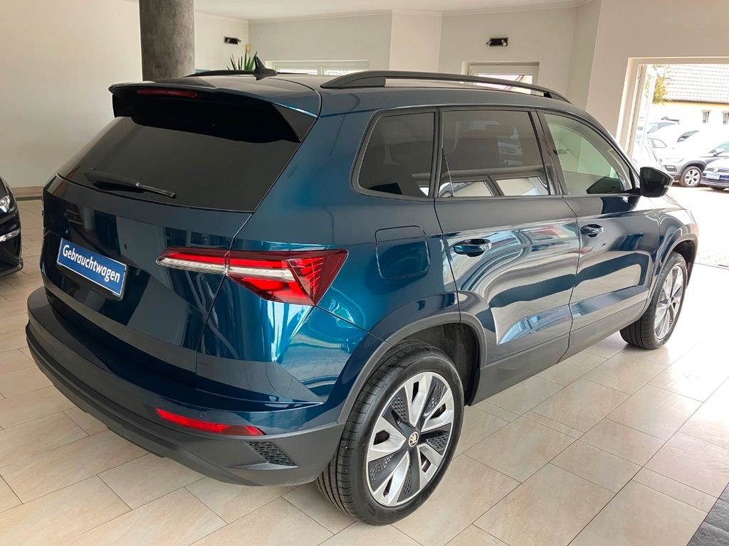 نمای دیگر اشکودا کاروک 1.5 TSI استایل DSG مجازی LED صندلی برقی