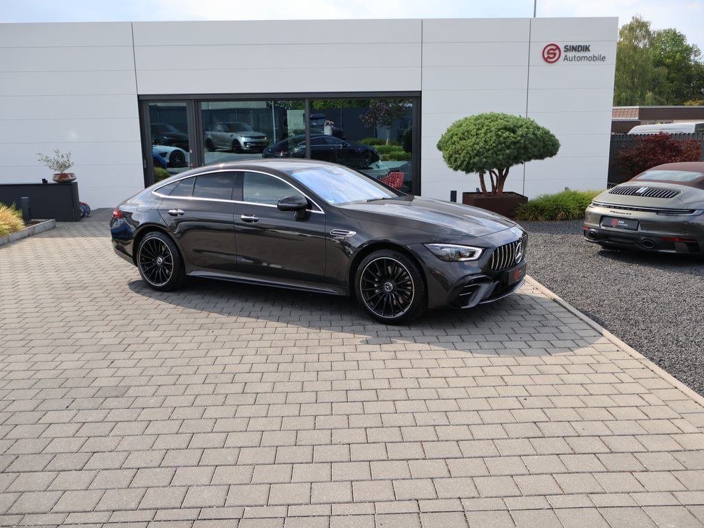 نمای دیگر مرسدس بنز AMG GT 53 4M+ کی گو-سافت کلوز-ناوی-قلاب یدک-بورمستر