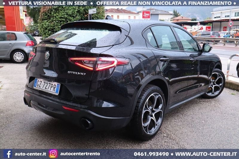 نمای دیگر آلفا رومئو استلویو 2.0T 280CV Sprint AT8 Q4 *NAZ