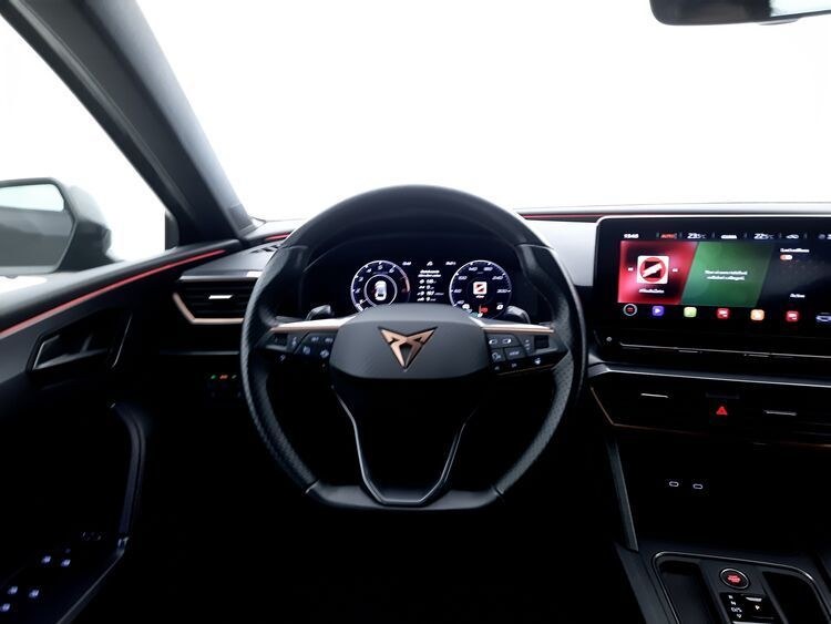 نمای دیگر Cupra Leon ST Hybrid DSG BR568300 1.5 Mild Hybri