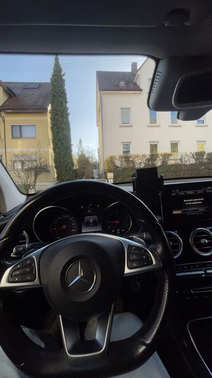 نمای دیگر مرسدس بنز مرسدس GLC 250d AMG لاین