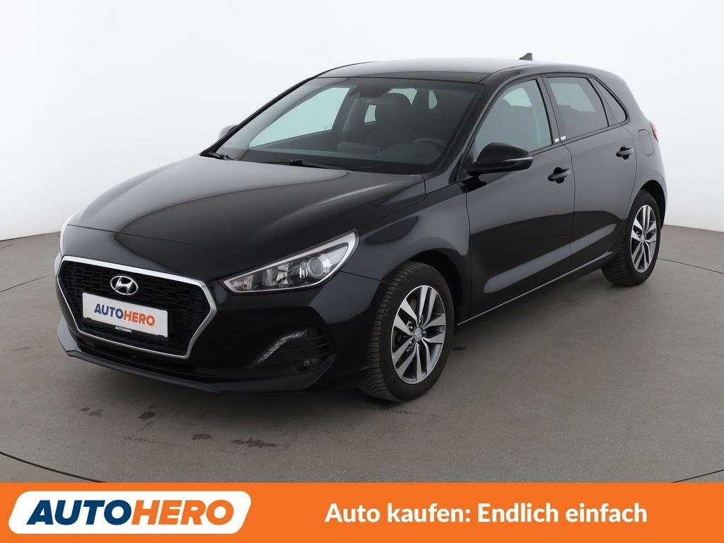 هیوندای i30 1.4 YES!