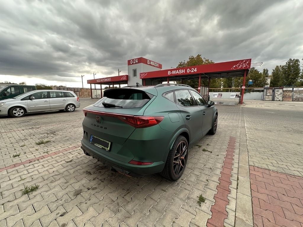 نمای دیگر کوپرا فورمنتور 1.4 e-HYBRID 180kW VZ DSG VZ